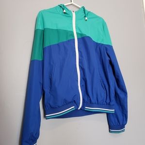 Wind breaker